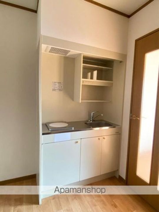 香川県高松市由良町の賃貸アパートのキッチン