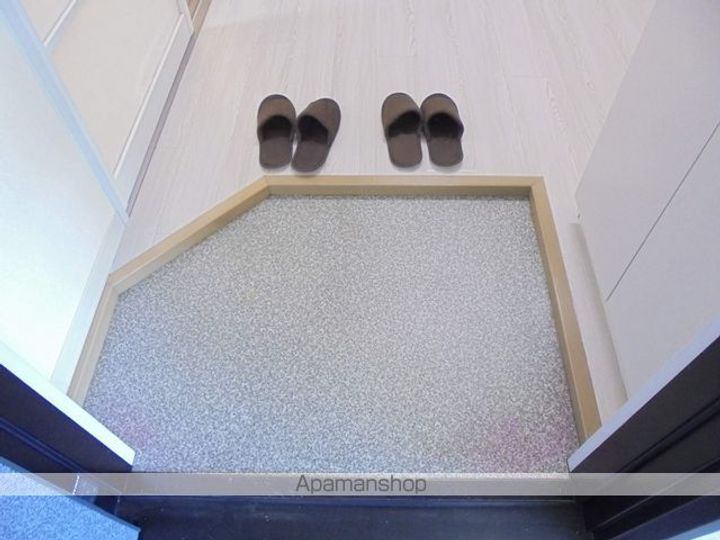 フレグランスブルーウイングの玄関