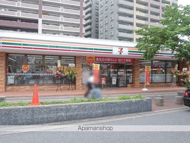 入間市駅前ビルの周辺