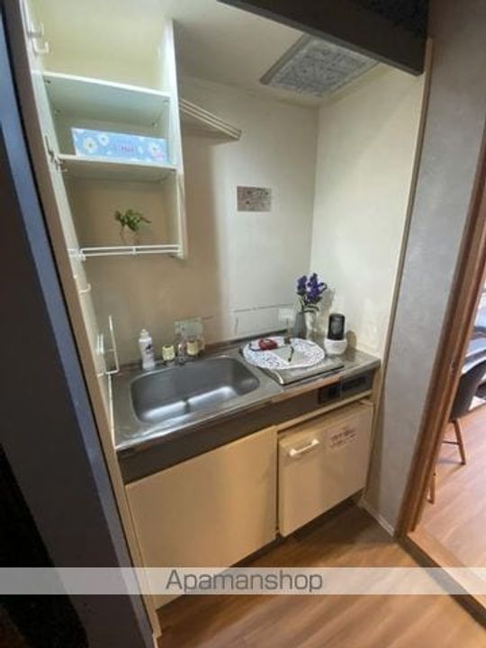 香川県高松市塩上町3丁目の賃貸アパートのキッチン