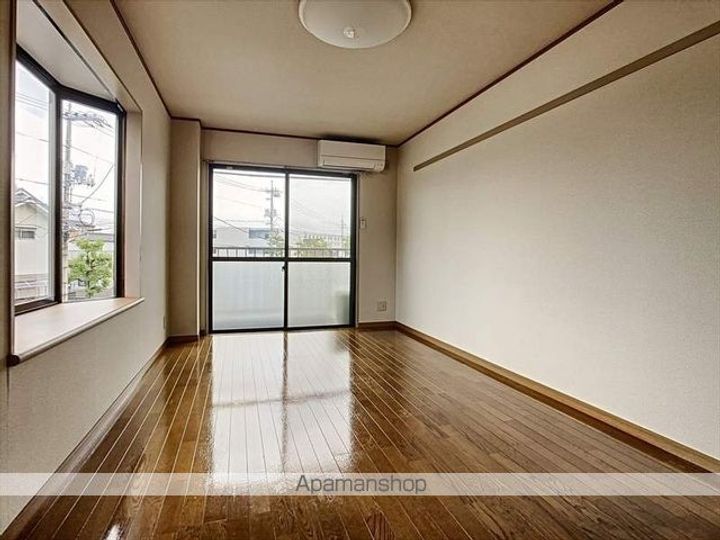 岡山県岡山市北区下中野の賃貸マンションの内装