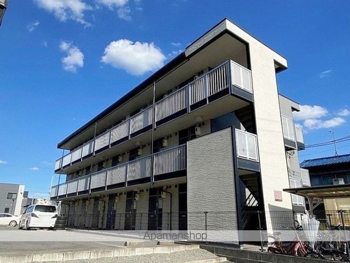 レオパレスYUYAKESO103の外観