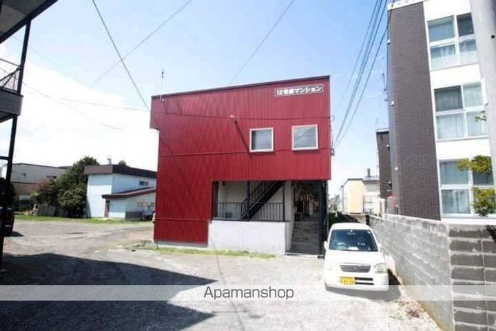 12号線マンション105の外観