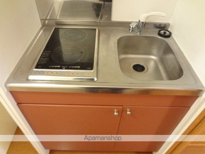 レオパレスサーマルのキッチン