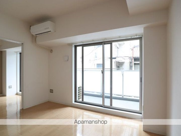 愛知県名古屋市中区松原2丁目の賃貸マンションの内装