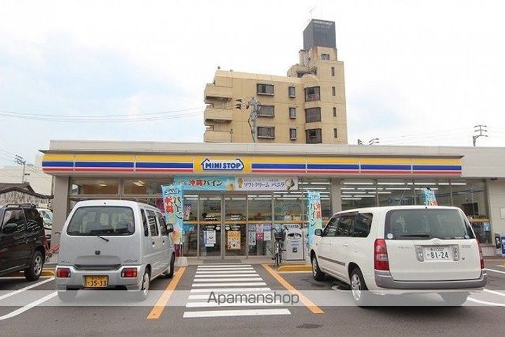 香川県高松市築地町の賃貸マンションの周辺