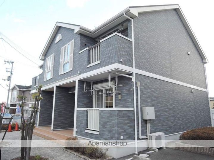 ウエストスクエアB棟の外観