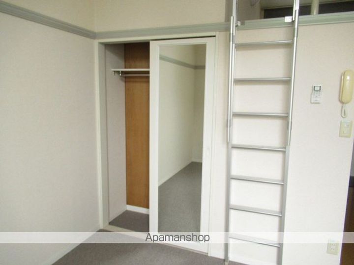 パークサイド室小路109の内装