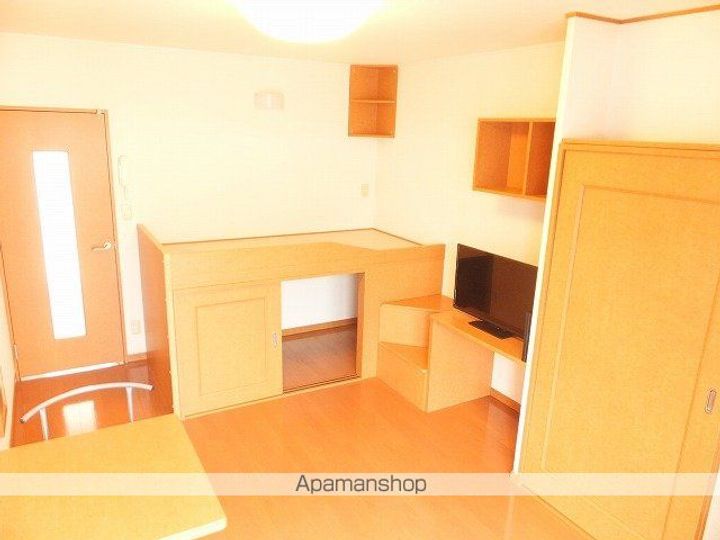 レオパレスグレープヴァイン107の居間