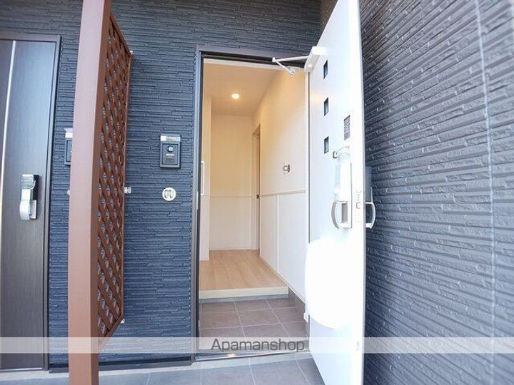 プリムローズ Aの玄関