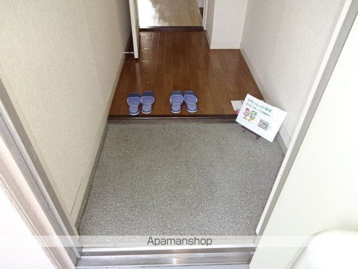 メゾンエクセルⅡ202の玄関