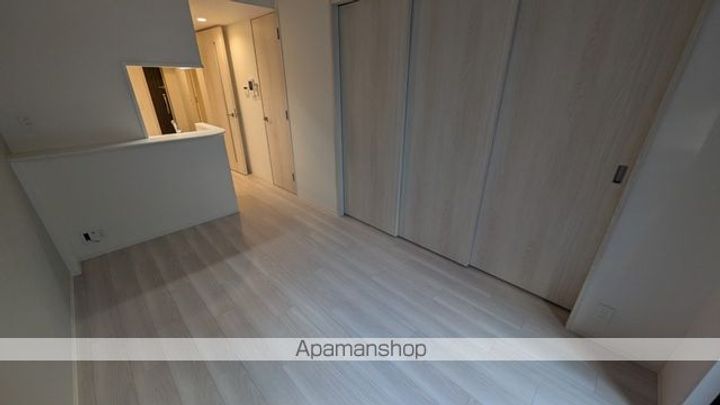 コンフォリア・リヴ京橋の内装