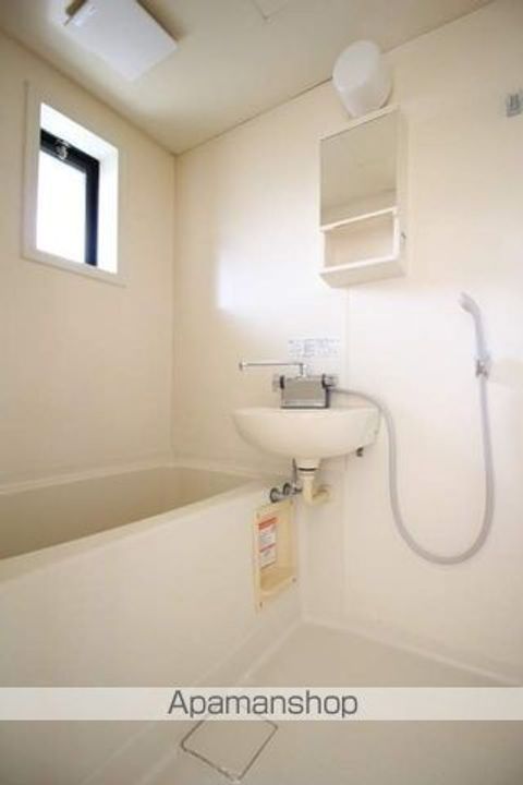岡山県岡山市中区湊の賃貸アパートの風呂