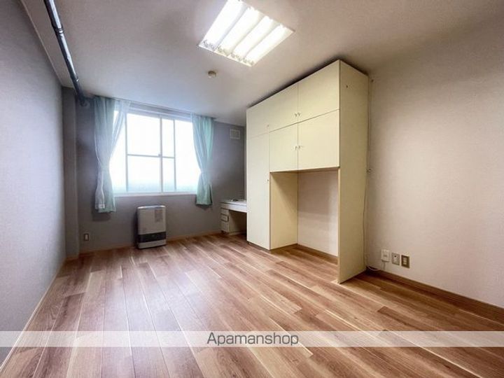 エイトビル305の居間