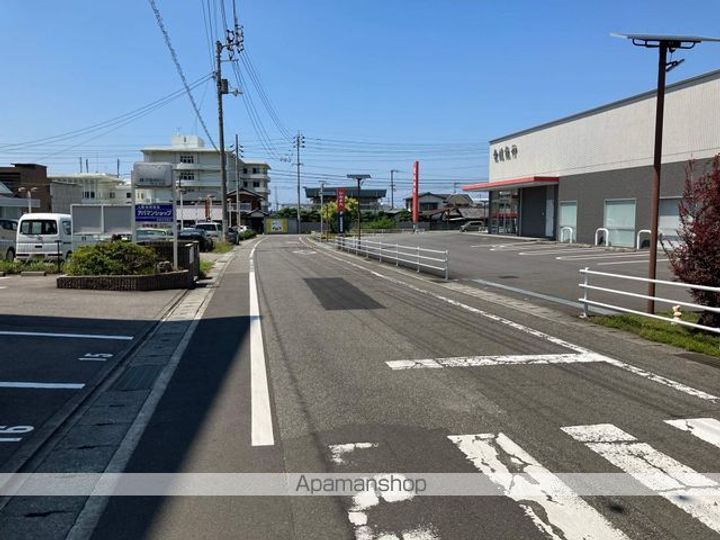 グリニッヂヴィレッジの周辺