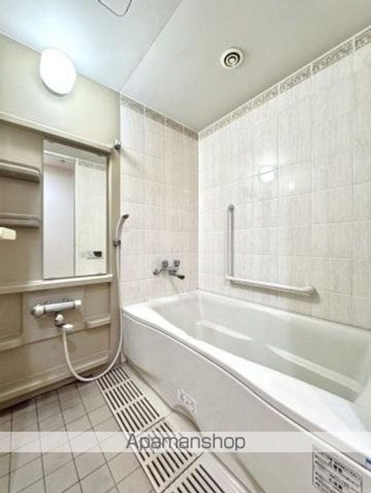 香川県高松市屋島西町の賃貸マンション207の風呂