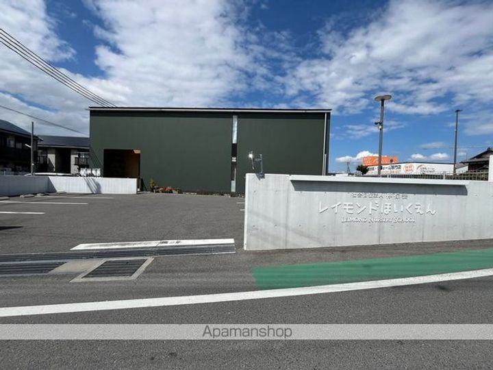 リバティヒルヤグラ302の周辺