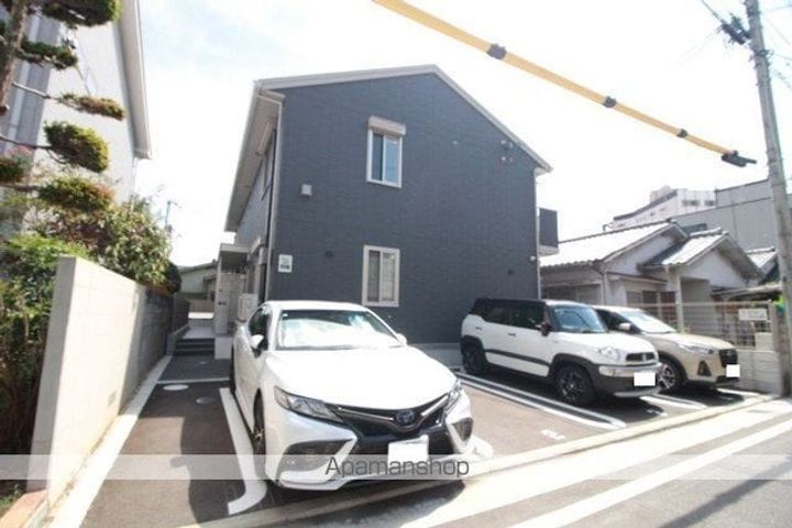 岡山県岡山市北区富町1丁目の賃貸アパートの外観
