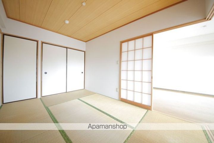 アティチヒロの内装