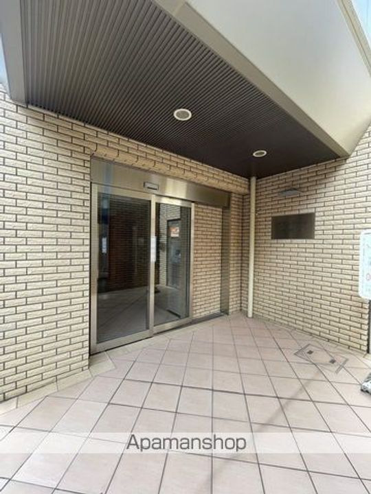 大阪府大阪市住吉区長居西2丁目の賃貸マンションの外観