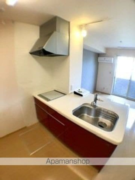 滋賀県大津市唐橋町の賃貸アパートのキッチン