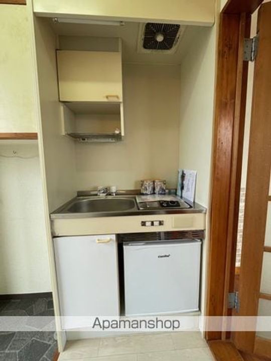 グリンピュア古川C棟201のキッチン