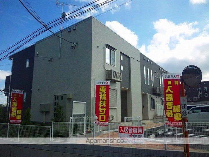 サンガーデン和泉 弐番館の外観