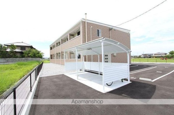 クレア・ド・ルーンのその他画像