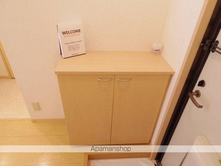 ATHENA(アスィーナ)の玄関