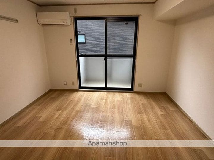 福井県福井市福2丁目の賃貸アパートの居間