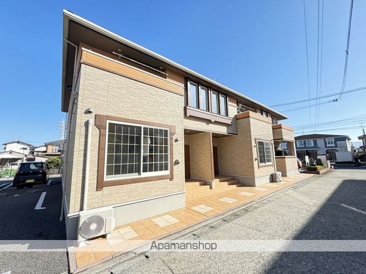 ドルチェヴィータ弐号館の外観