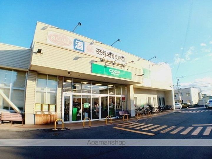 プルーズ・中道の周辺