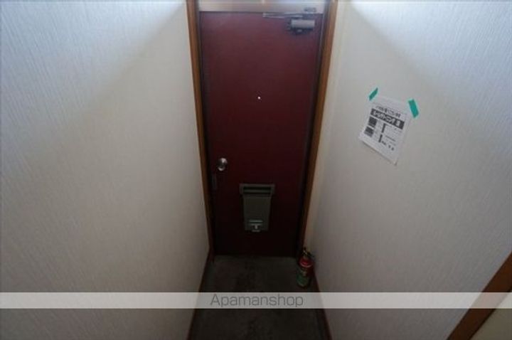北海道帯広市西十九条南4丁目の賃貸アパートの玄関