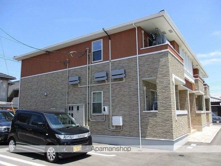 愛媛県新居浜市横水町の賃貸アパートの外観