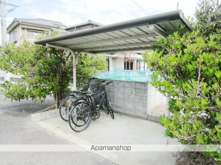 レオパレスエルの外観