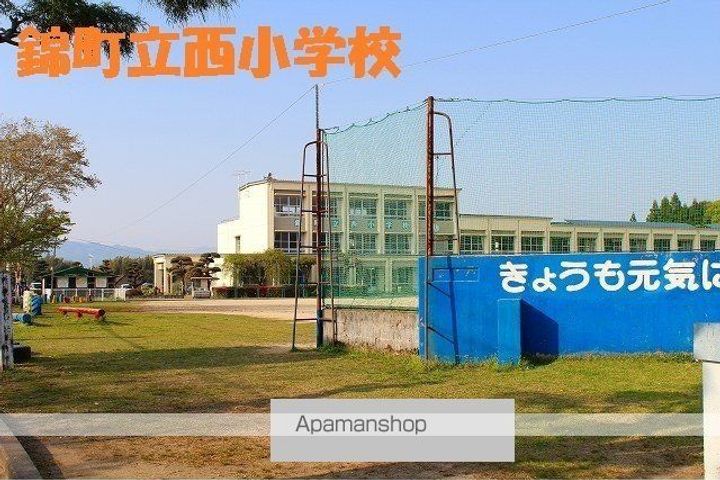 シャトレーポワリエ Ⅳ Bの周辺