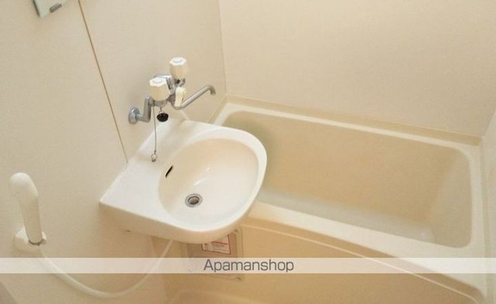 レオパレスフローラの風呂