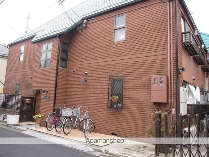拾壱番館の外観