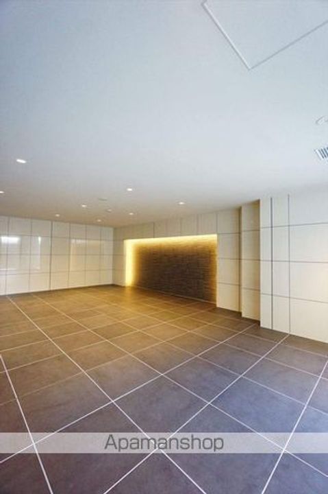 愛知県名古屋市中区千代田2丁目(マンション)の賃貸物件の外観