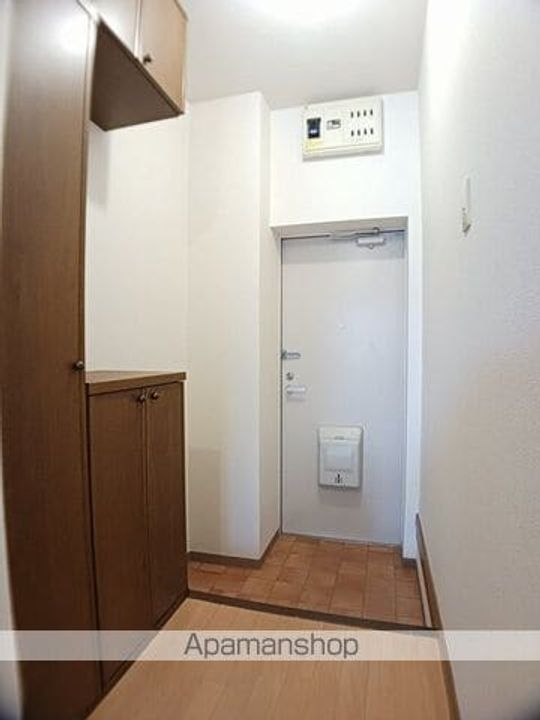 ベルハウスA棟の玄関