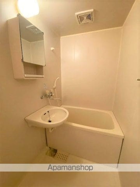 静岡県静岡市駿河区宮本町の賃貸アパートの風呂