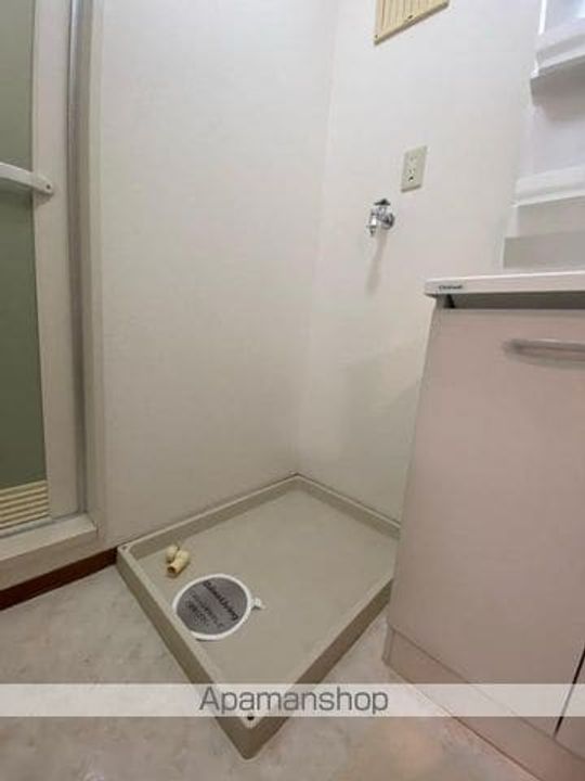 香川県高松市元山町の賃貸アパートの内装