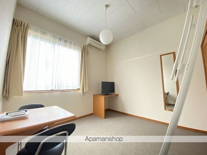 レオパレスエクレールの内装