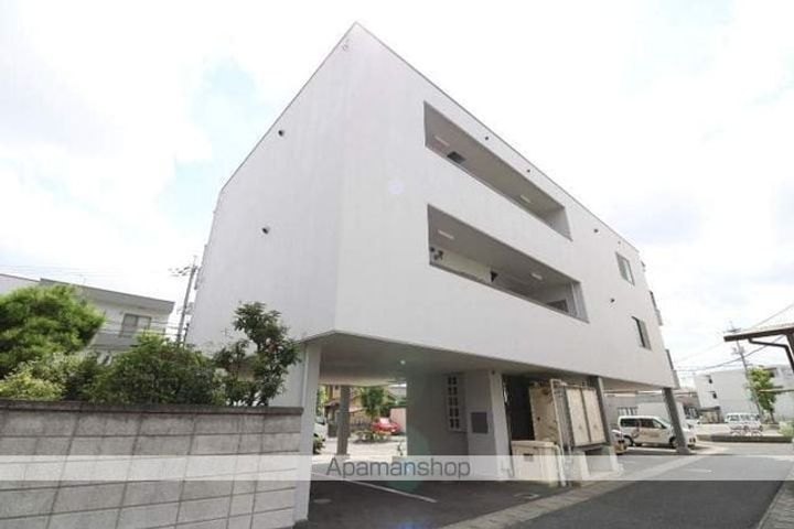 岡山県岡山市北区下中野の賃貸マンションの外観