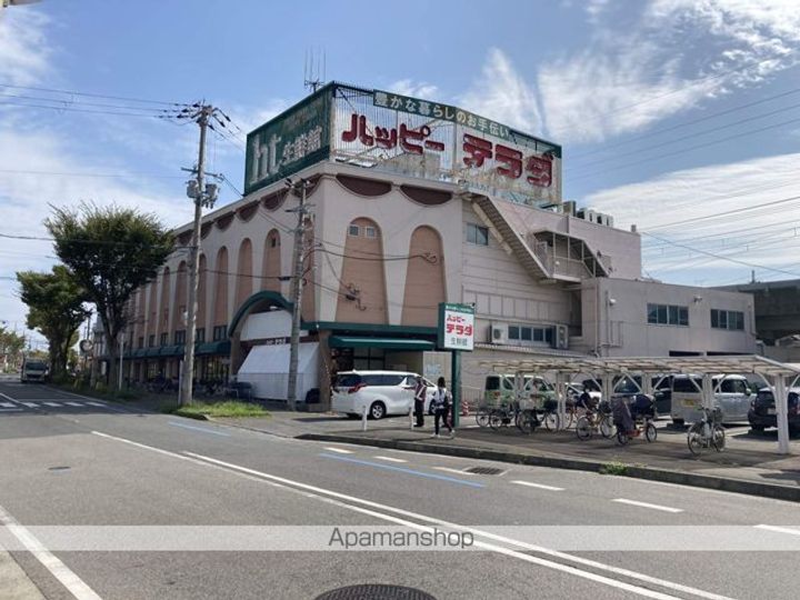 シャルマンコートの周辺