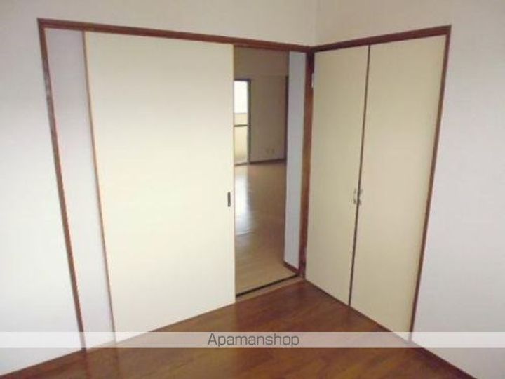 西塚ハイツの内装