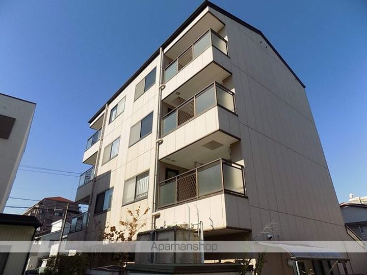 ハイネス西春302の外観