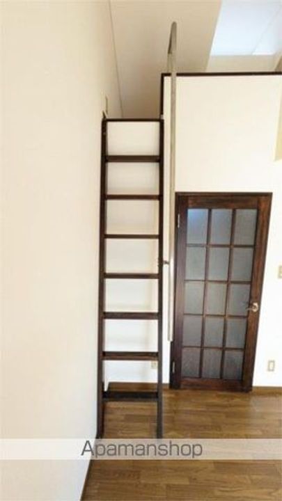 ウォールデン御門台B204の内装