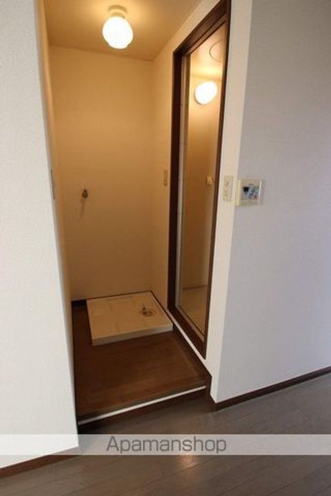 キャビン・6102の玄関