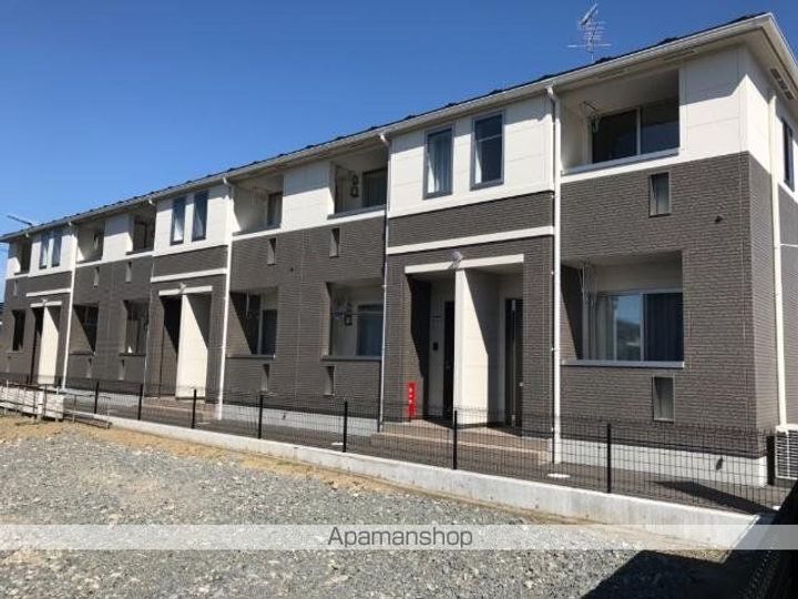 コンフォート レジデンス106の外観